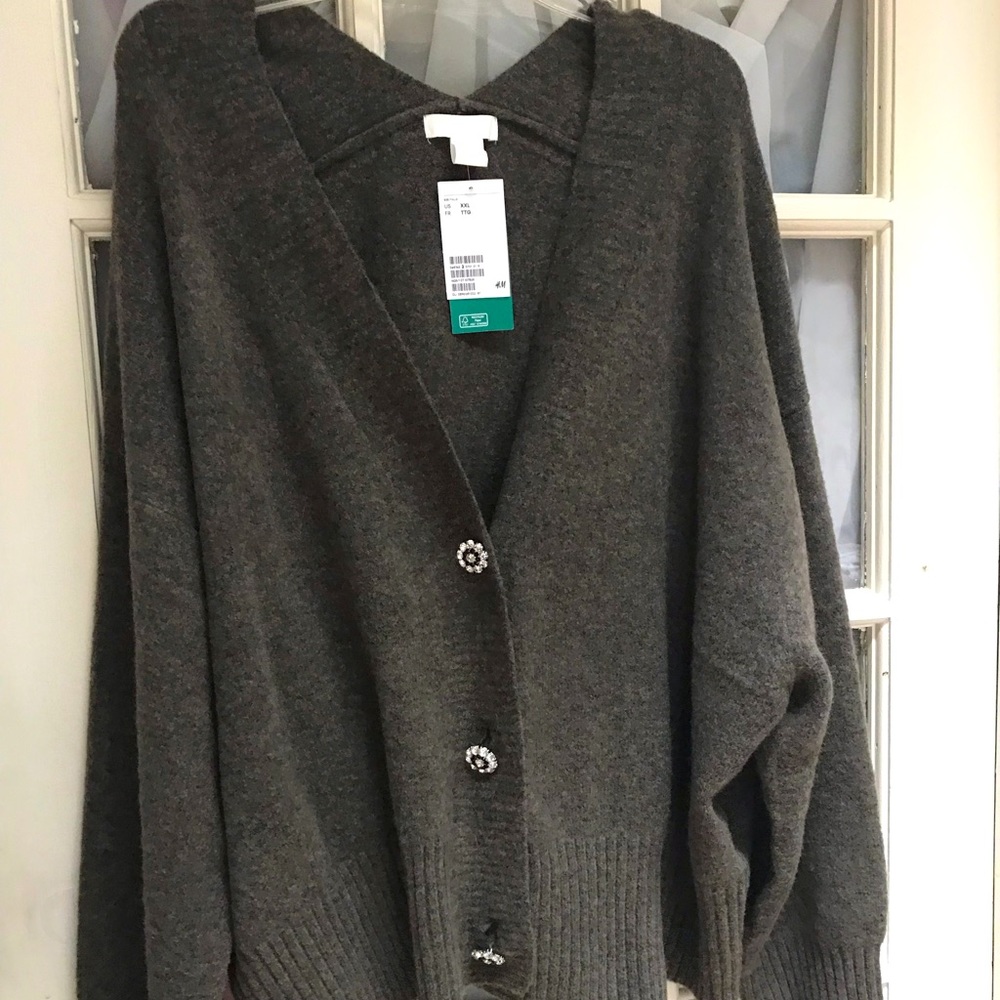 H&M taupe wool skirt and cardigan